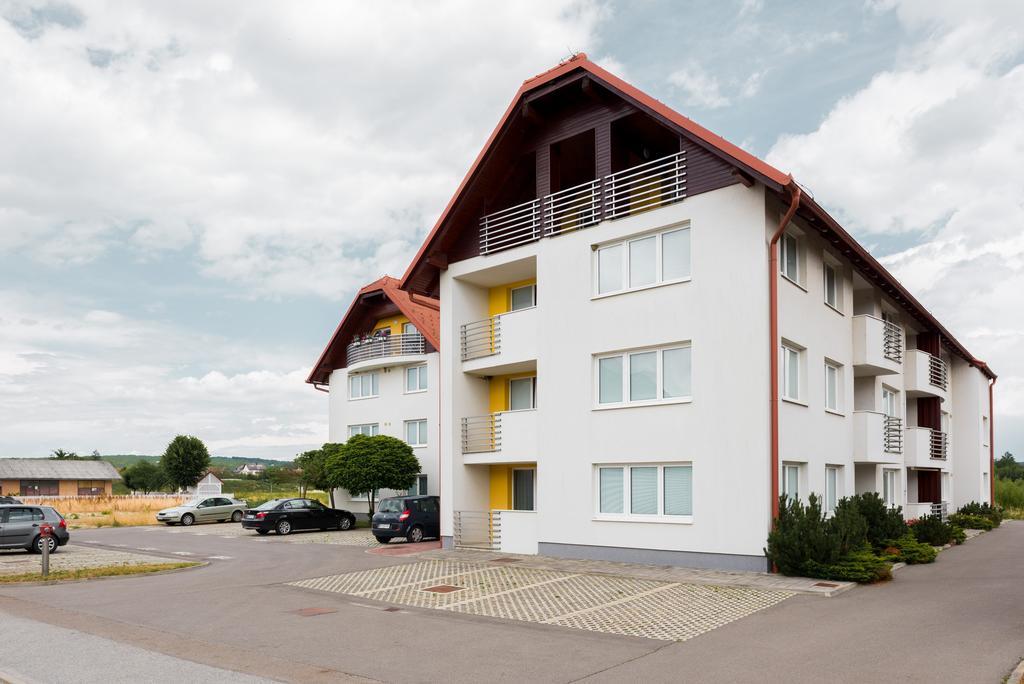 Apartments Moravske-Toplice Eksteriør billede